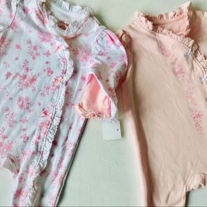 NWT 2 for 1 little me Twin set footie pajamas!!